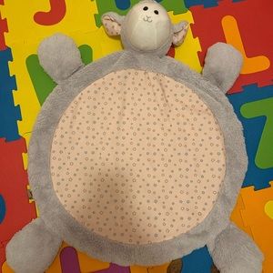 Baby girls tummy time mat